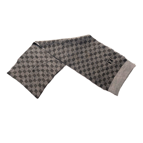 LOUIS VUITTON Petit Damier Graphite Scarf Black Gray Pre-Owned - Picture 2 of 12